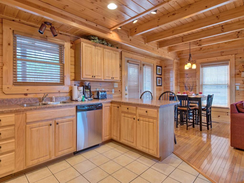 Ferienwohnung Misty Mountain Hideaway Pigeon Forge Exterior foto